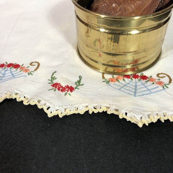 Vintage Tea Towel Embroidered Flowers in Basket Red Orange Retro Shabby Chic - Picture 7 of 8